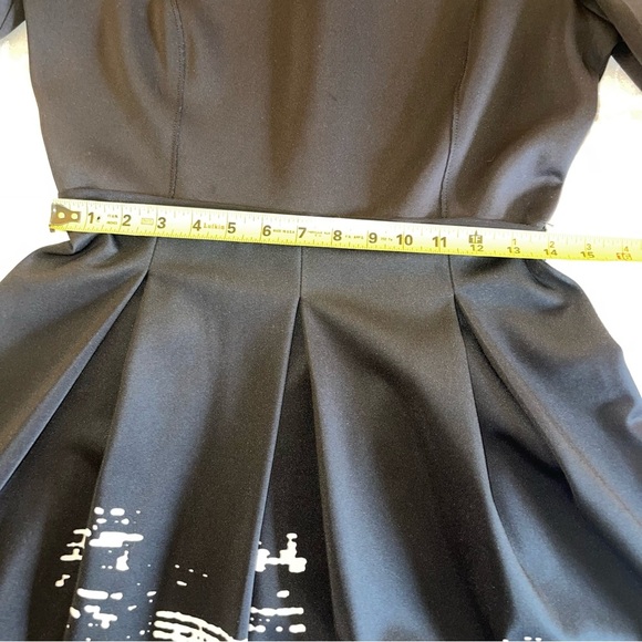Elie Tahari Fit And Flare Black And White City Lights Short Sleeve Dress Size 8 - Picture 12 of 16
